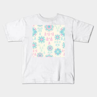 Pink and teal dreamcatcher on cream seamless pattern Kids T-Shirt